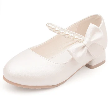 Весенние детские кожаные туфли с белым бантом для девочек, туфли принцессы на высоком каблуке, модные простые туфли с жемчугом для подиума, Размер 26-38